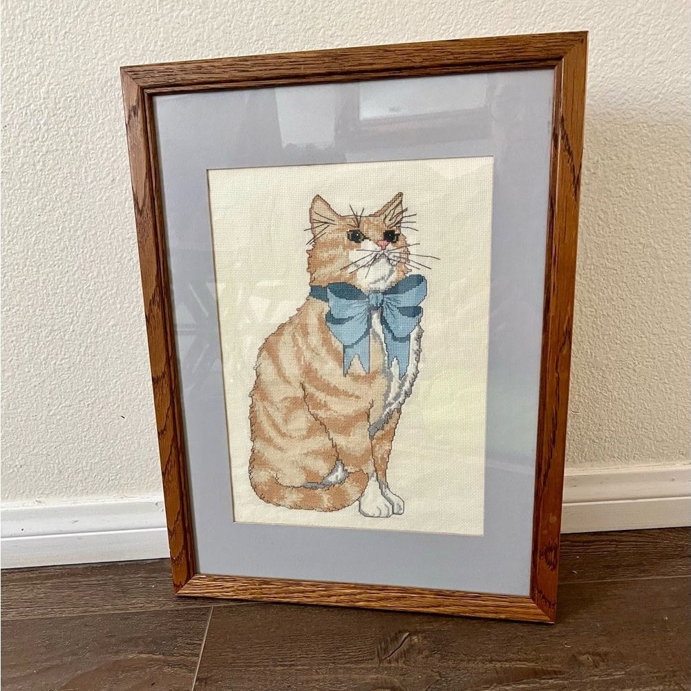 Framed Cat Embroidery with Blue Bow - Picture 10 of 10